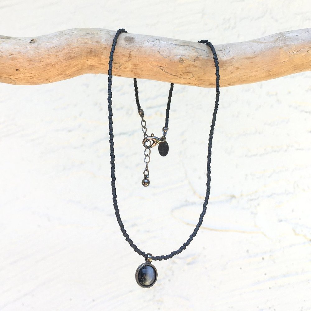 Express Chatoyant Smoke Stone Beaded Necklace